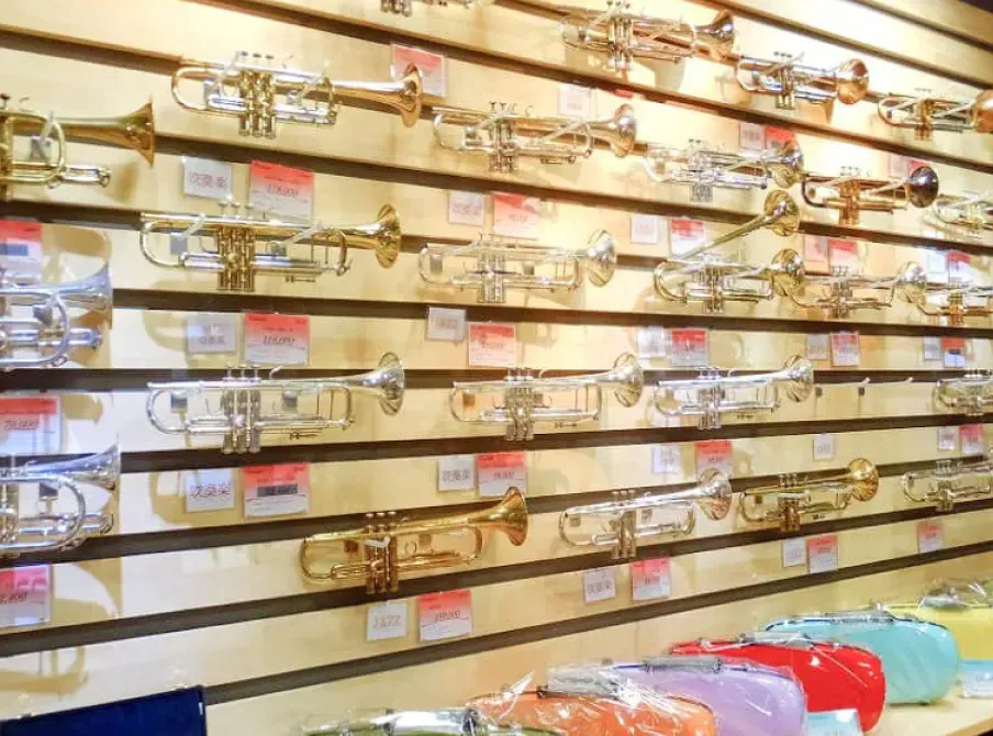 服部管楽器 西巣鴨店の外観